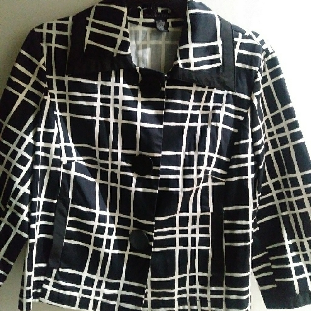 Jacket. Sherry Taylor. Size M